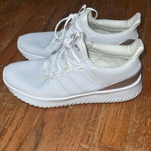 Women’s adidas shoes size 10